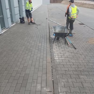 Ukladanie Kostki Brukowej W Kielcach 108