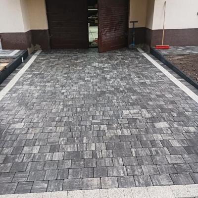 Ukladanie Kostki Brukowej W Kielcach 30